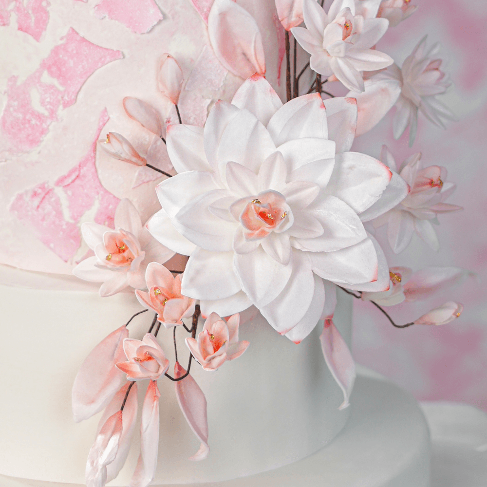 13100 - باقة ورد Dahlia Bouquet  